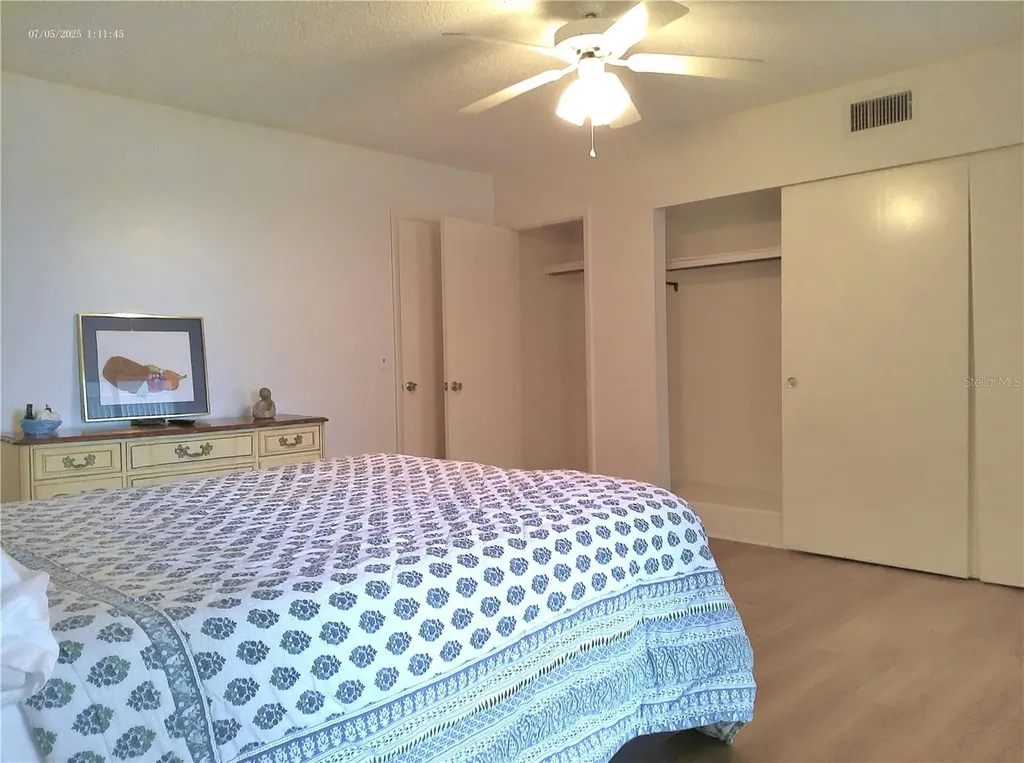 2361 Ecuadorian Way Clearwater FL 33763