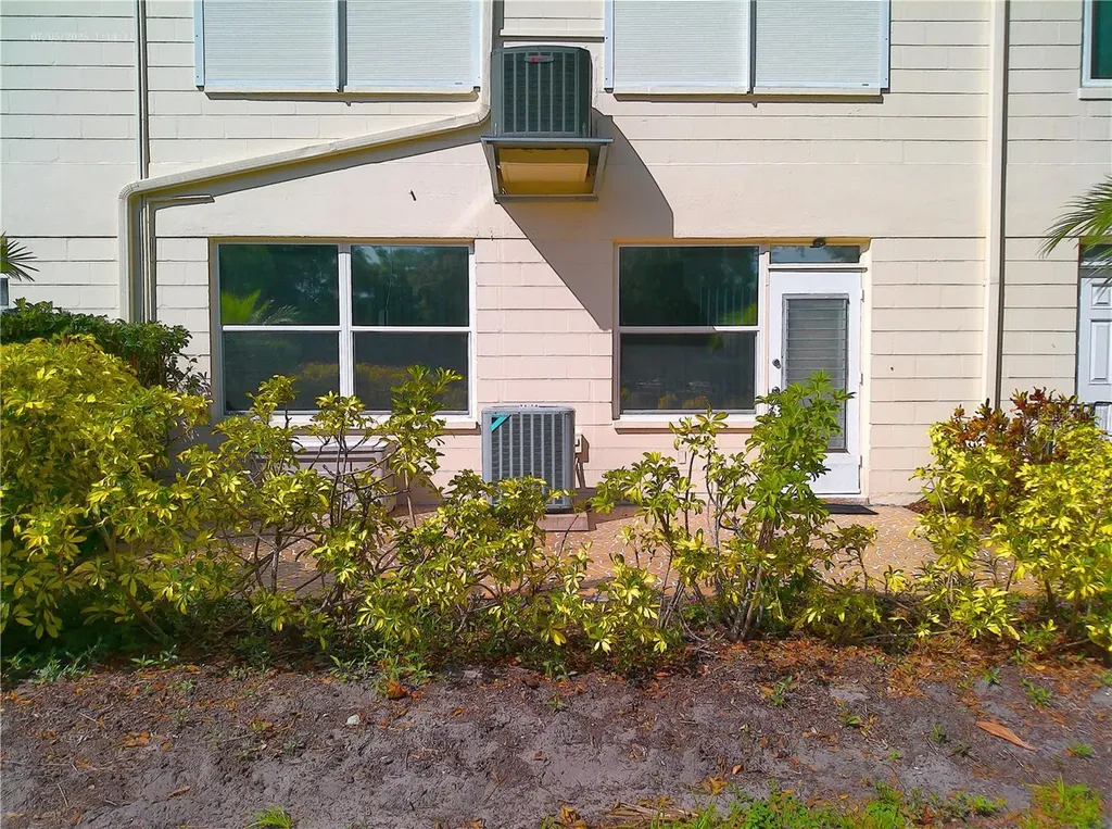 2361 Ecuadorian Way Clearwater FL 33763