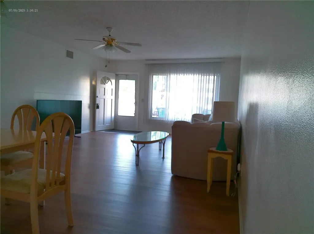 2361 Ecuadorian Way Clearwater FL 33763