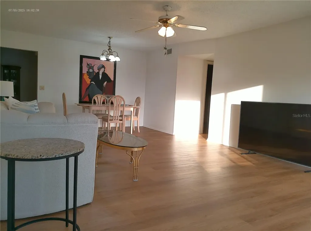 2361 Ecuadorian Way Clearwater FL 33763