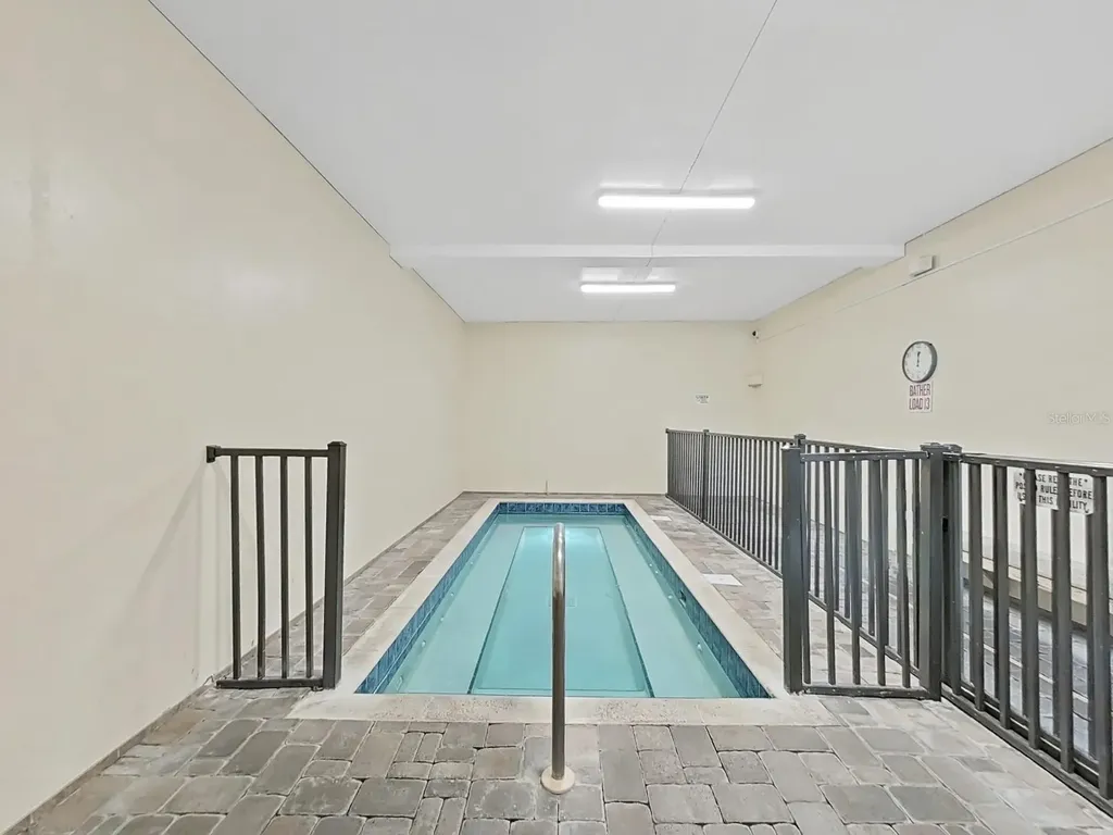 2361 Ecuadorian Way Clearwater FL 33763