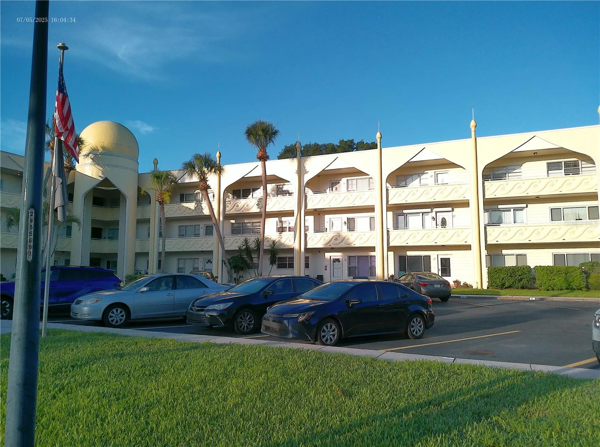 2361 Ecuadorian Way Clearwater FL 33763