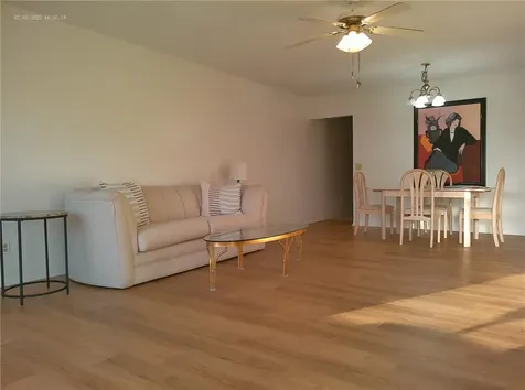 2361 Ecuadorian Way Clearwater FL 33763
