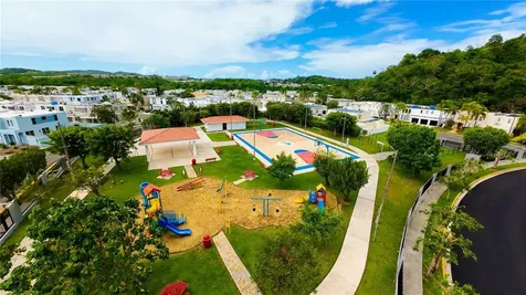 206 Via Enramada Trujillo Alto PR 00976