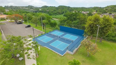 206 Via Enramada Trujillo Alto PR 00976
