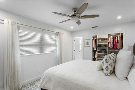 5103 W Cleveland Street Tampa FL 33609