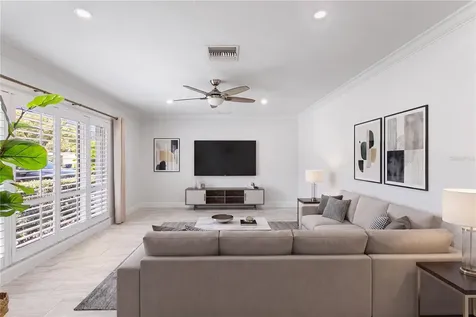 5103 W Cleveland Street Tampa FL 33609