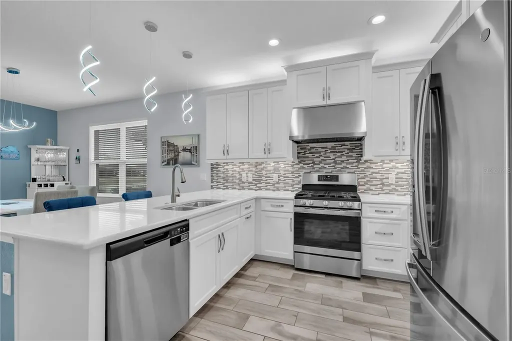4844 Avila Lakes Drive Wimauma FL 33598