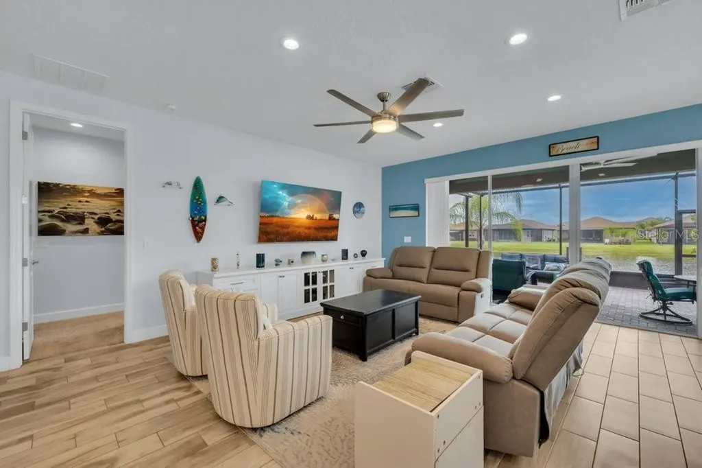 4844 Avila Lakes Drive Wimauma FL 33598