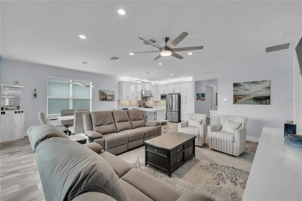 4844 Avila Lakes Drive Wimauma FL 33598