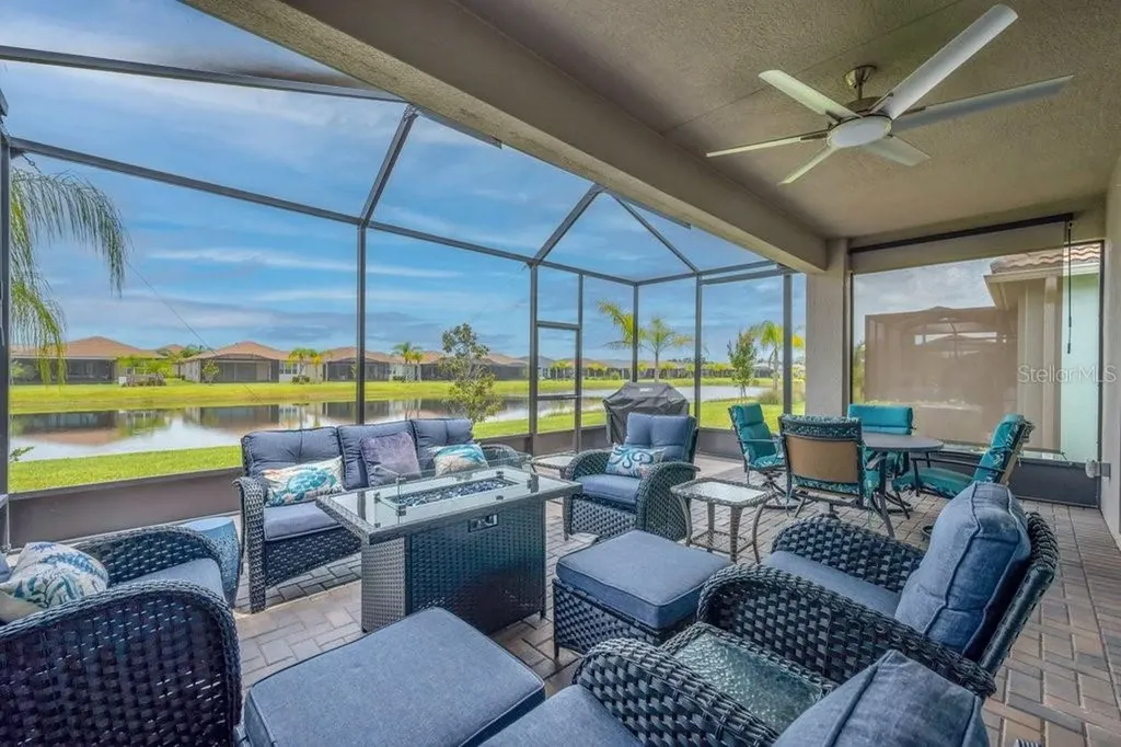 4844 Avila Lakes Drive Wimauma FL 33598