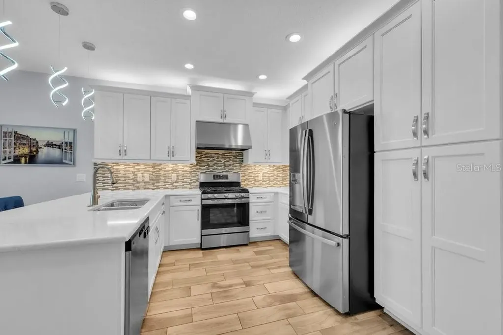 4844 Avila Lakes Drive Wimauma FL 33598