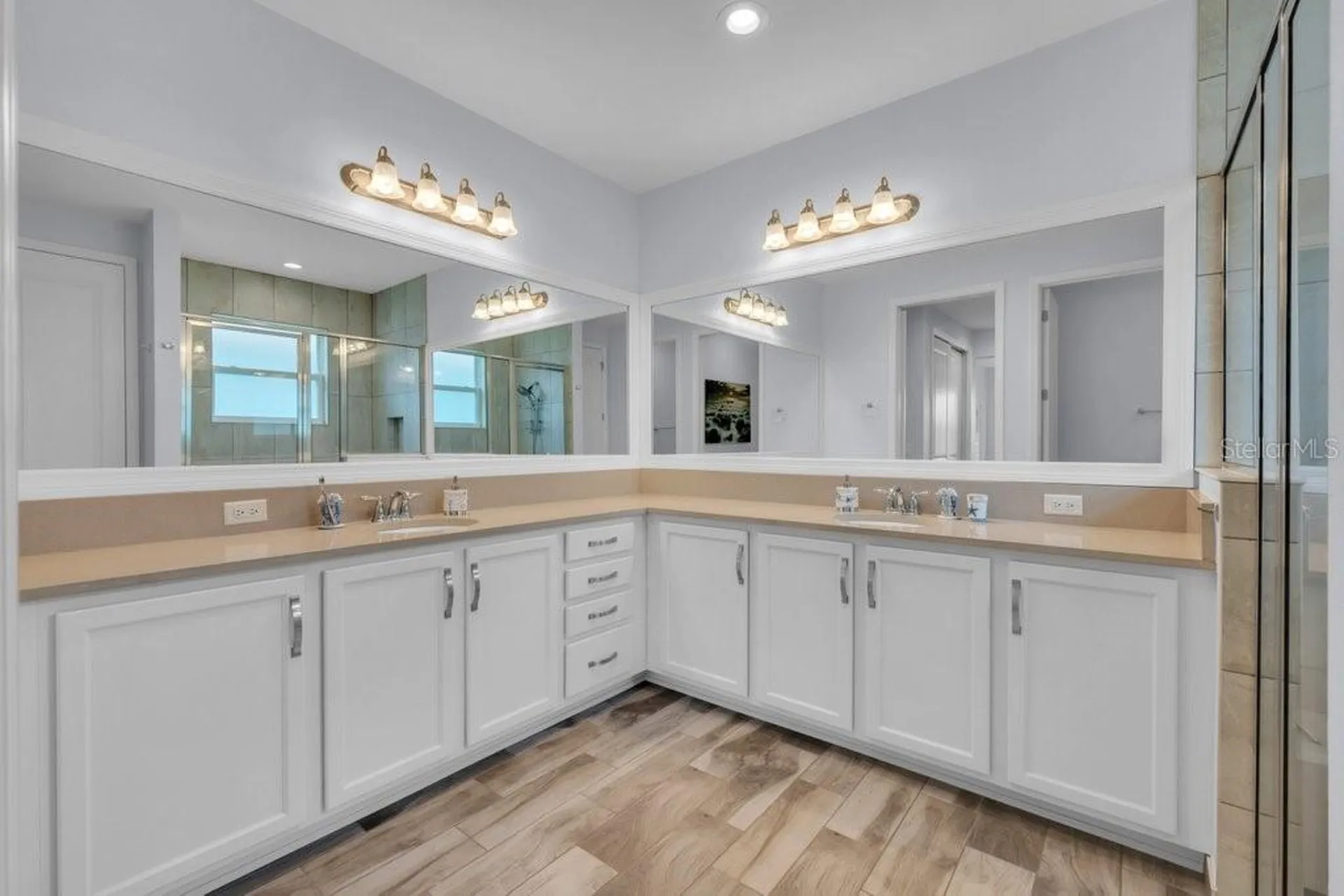 4844 Avila Lakes Drive Wimauma FL 33598