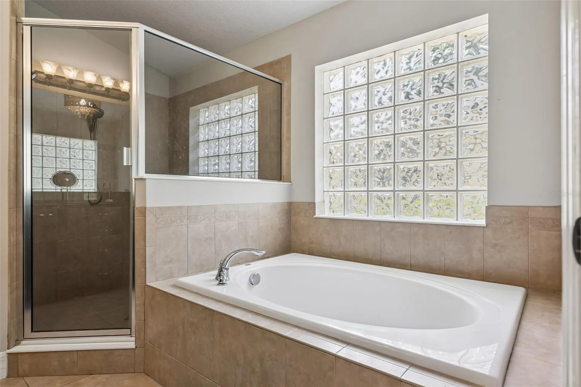 242 Blue Water Street Eustis FL 32736