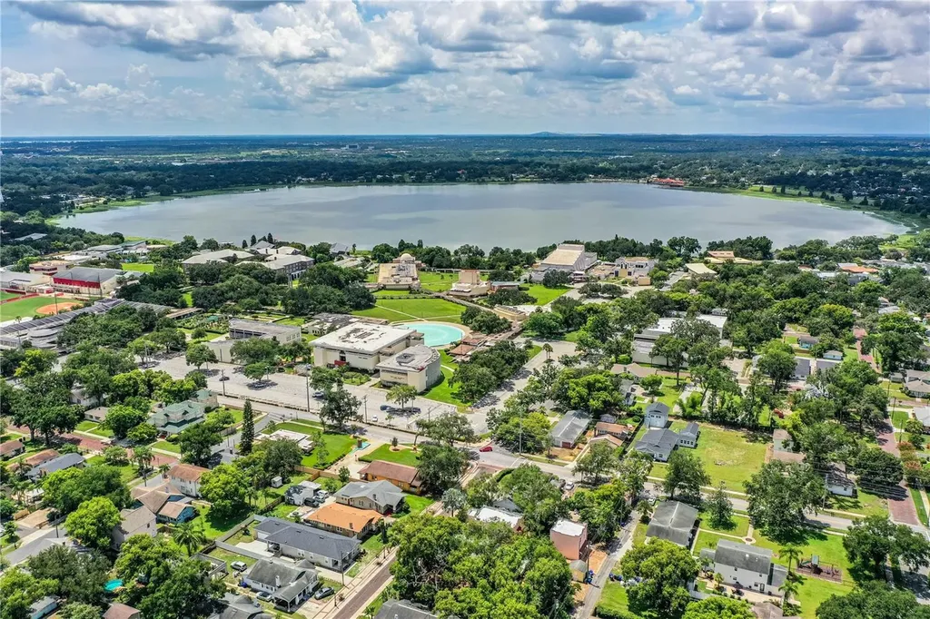 721 Frank Lloyd Wright Way Lakeland FL 33803