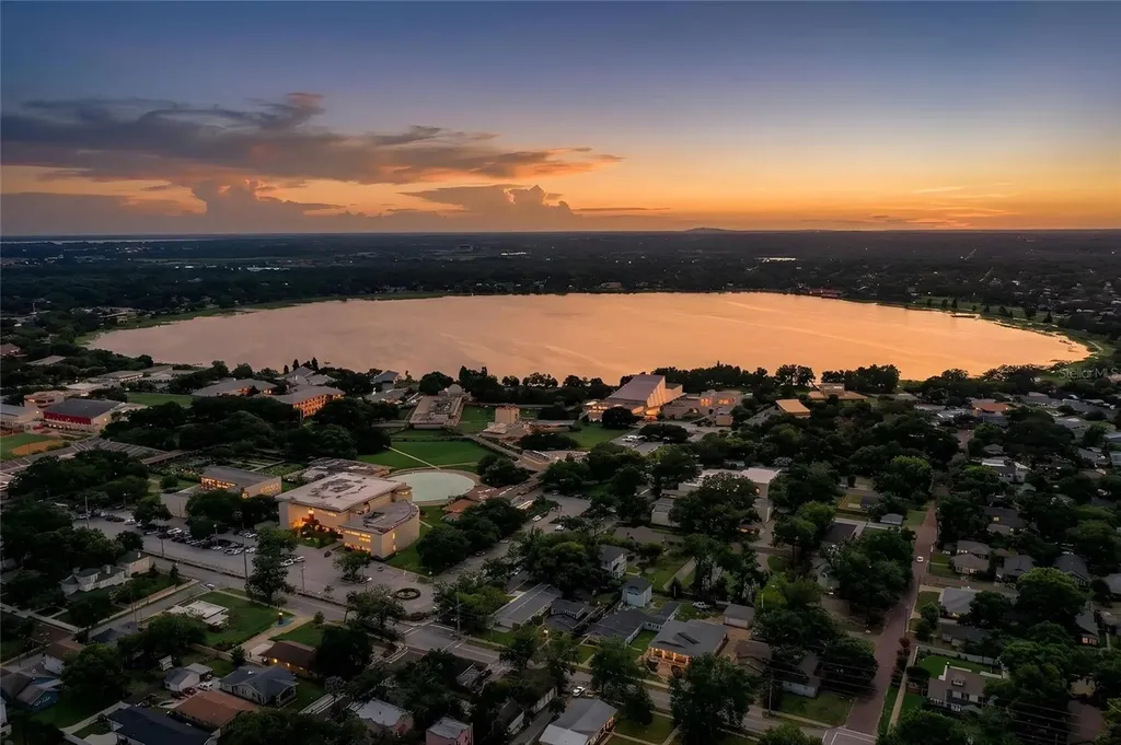 721 Frank Lloyd Wright Way Lakeland FL 33803