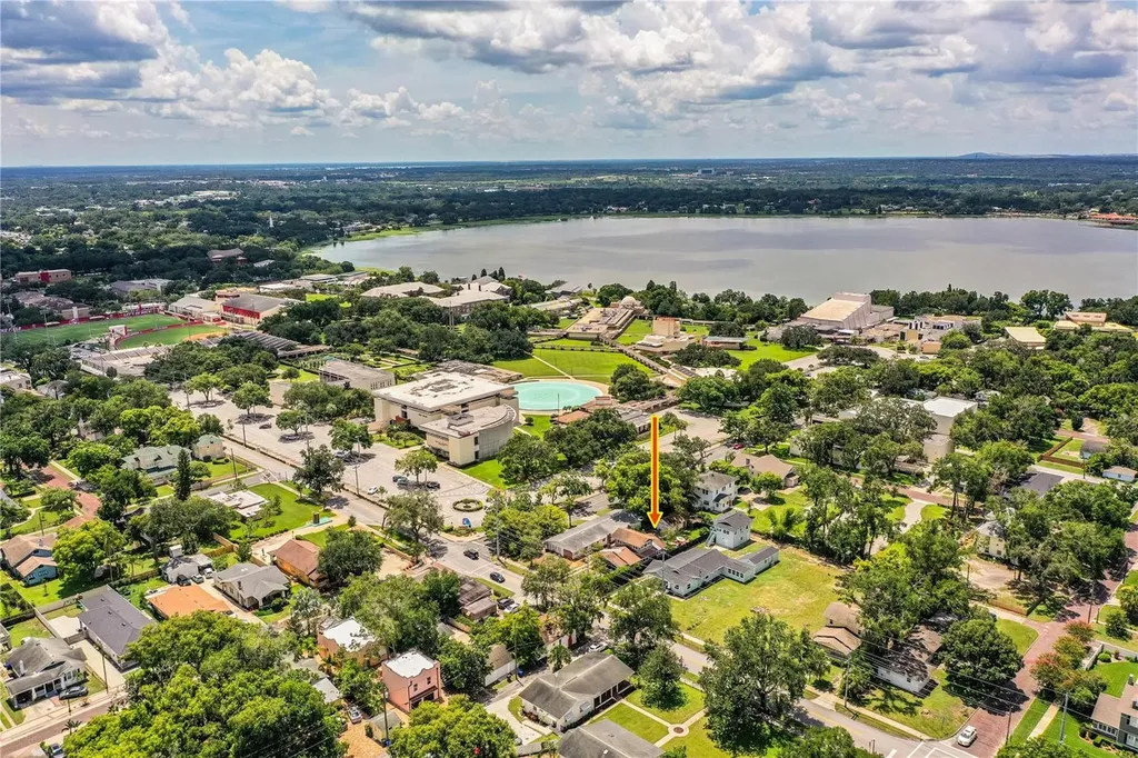 721 Frank Lloyd Wright Way Lakeland FL 33803