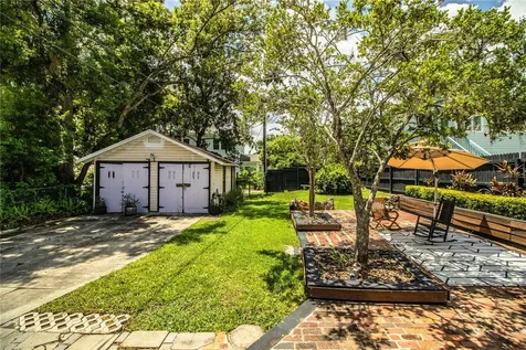 721 Frank Lloyd Wright Way Lakeland FL 33803