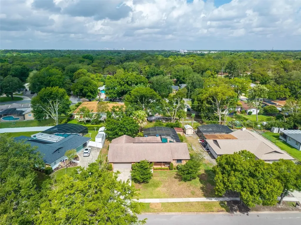 890 Mendoza Drive Orlando FL 32825
