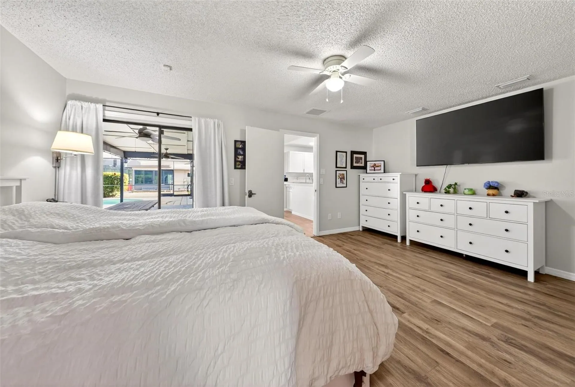 890 Mendoza Drive Orlando FL 32825