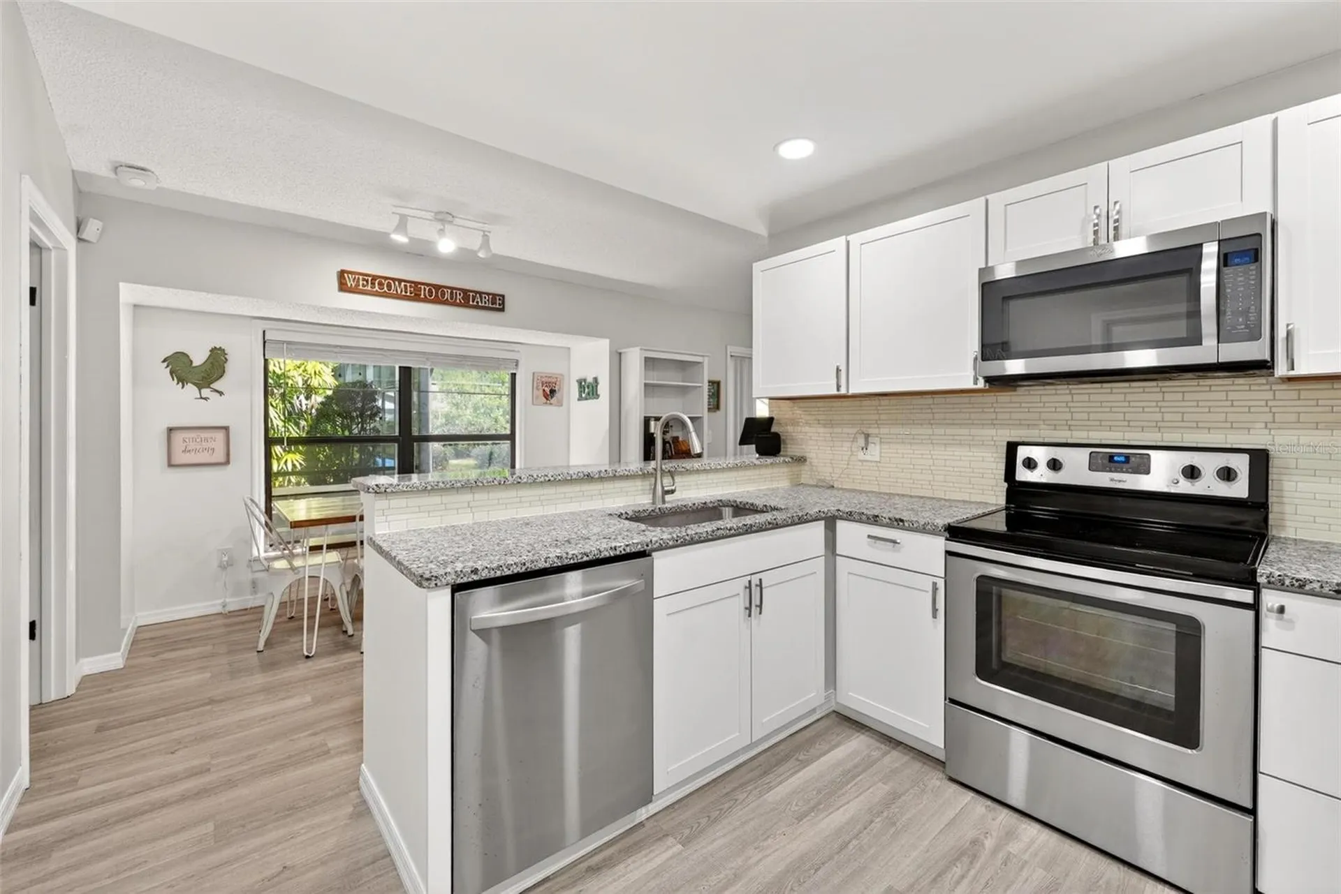 890 Mendoza Drive Orlando FL 32825