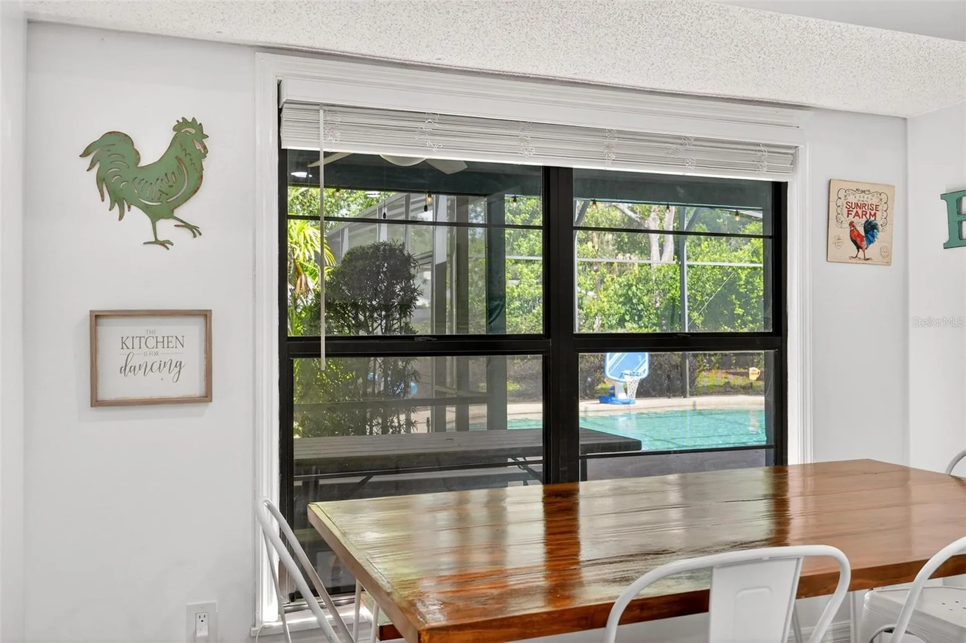 890 Mendoza Drive Orlando FL 32825