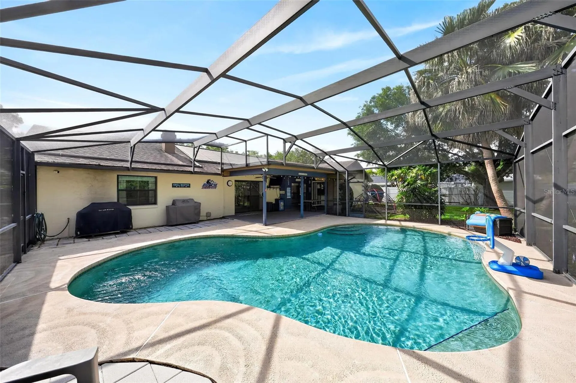 890 Mendoza Drive Orlando FL 32825