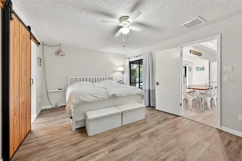890 Mendoza Drive Orlando FL 32825