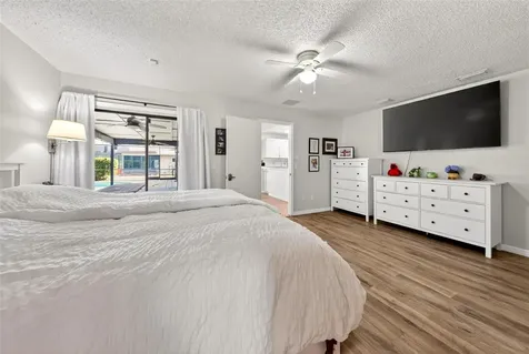 890 Mendoza Drive Orlando FL 32825