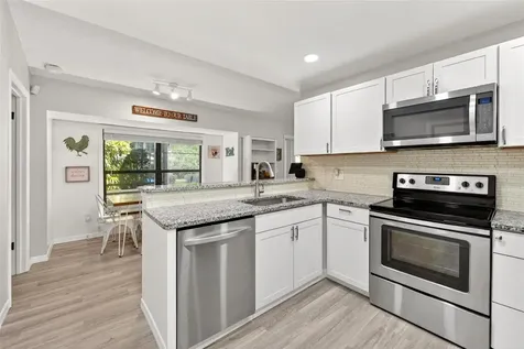 890 Mendoza Drive Orlando FL 32825