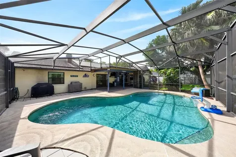 890 Mendoza Drive Orlando FL 32825