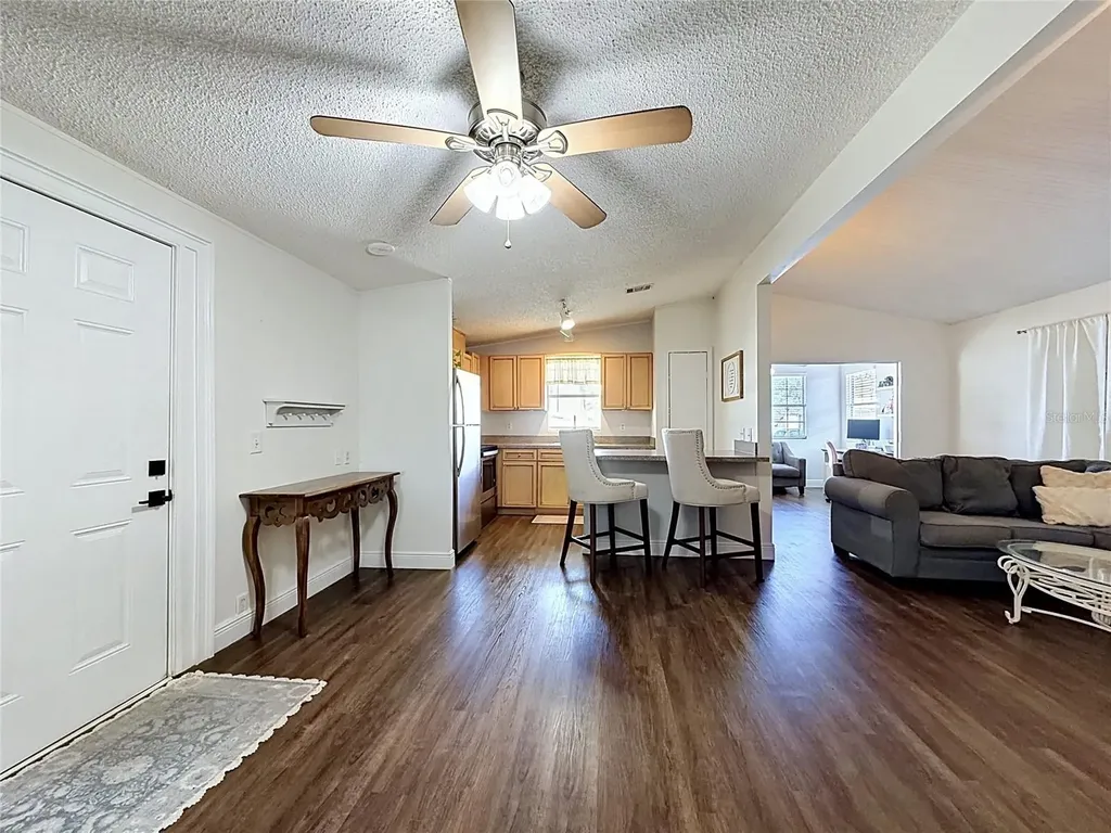 50989 Highway 27 Davenport FL 33897