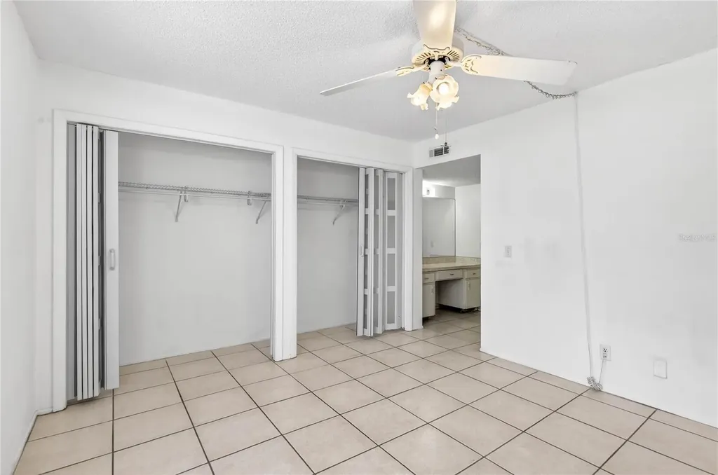 14452 Reuter Strasse Tampa FL 33613