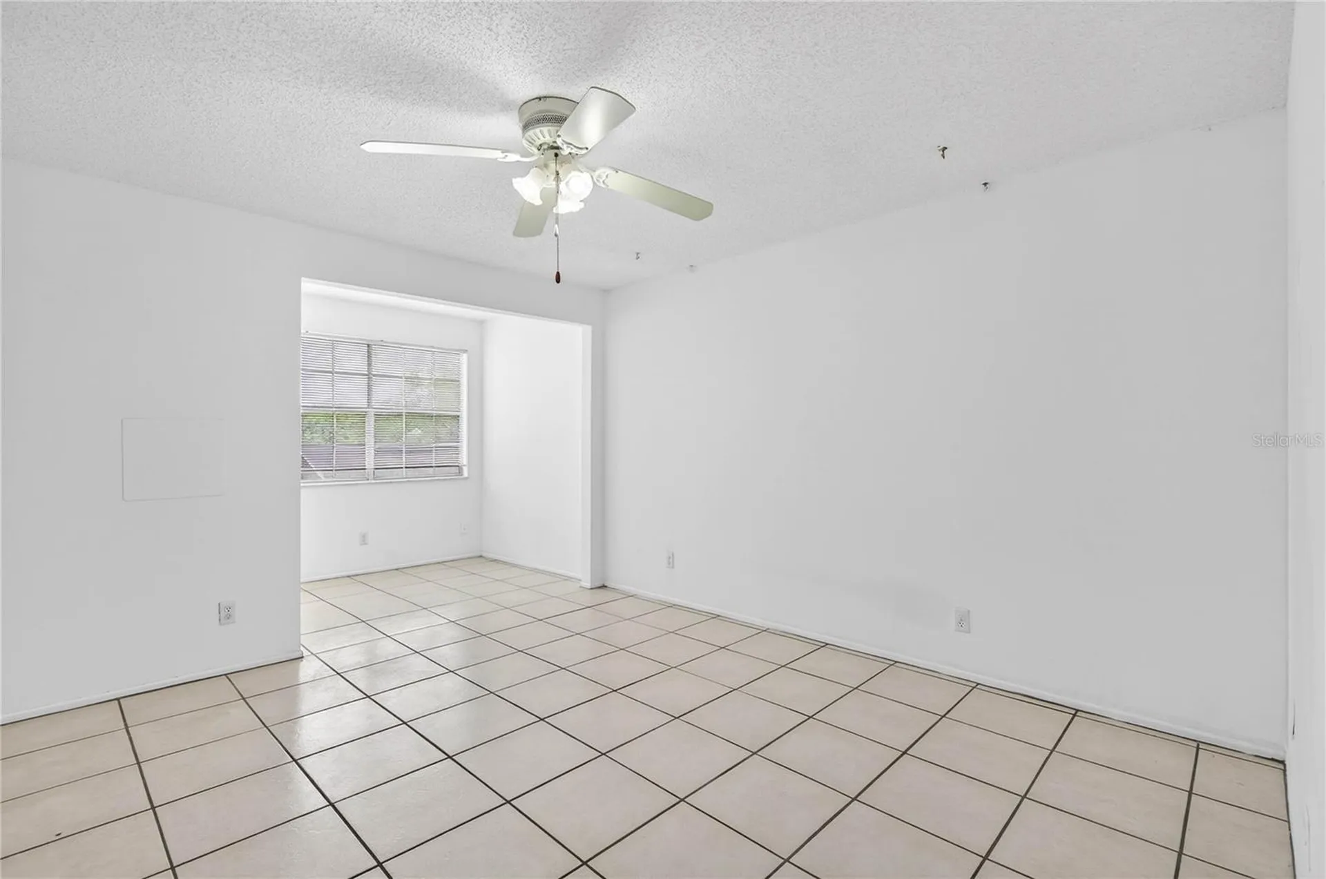 14452 Reuter Strasse Tampa FL 33613