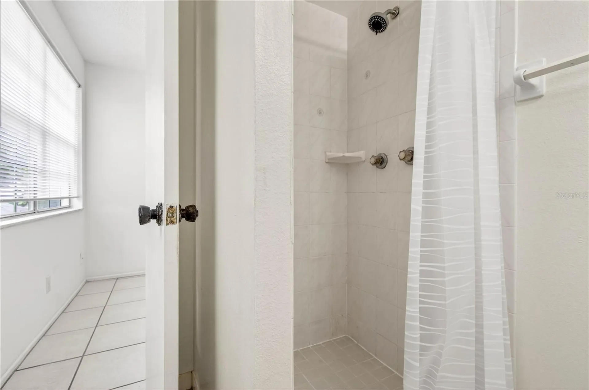 14452 Reuter Strasse Tampa FL 33613