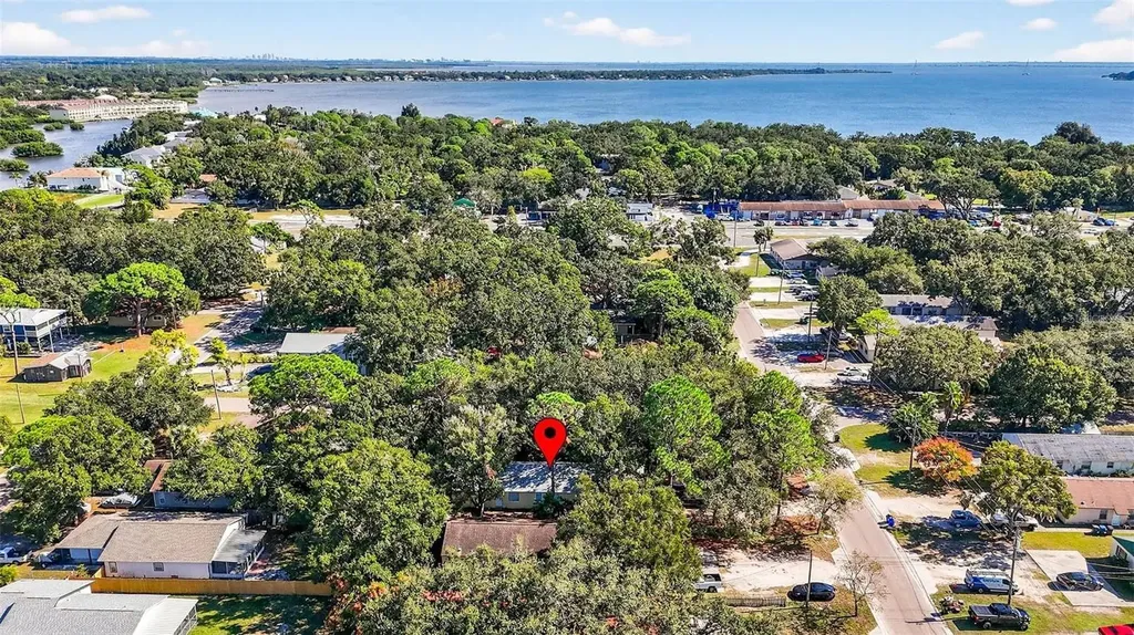 3133 Huron Avenue Oldsmar FL 34677