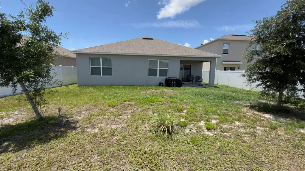 1583 Barberry Drive Kissimmee FL 34744