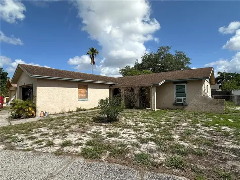 2306 Lincoln Court Brandon FL 33510
