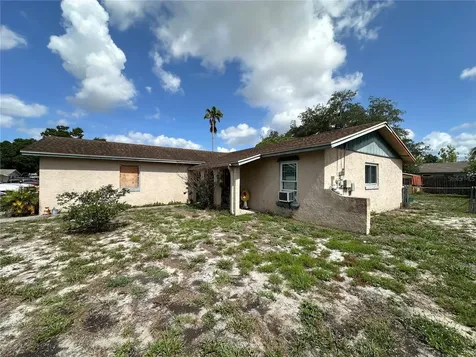 2306 Lincoln Court Brandon FL 33510