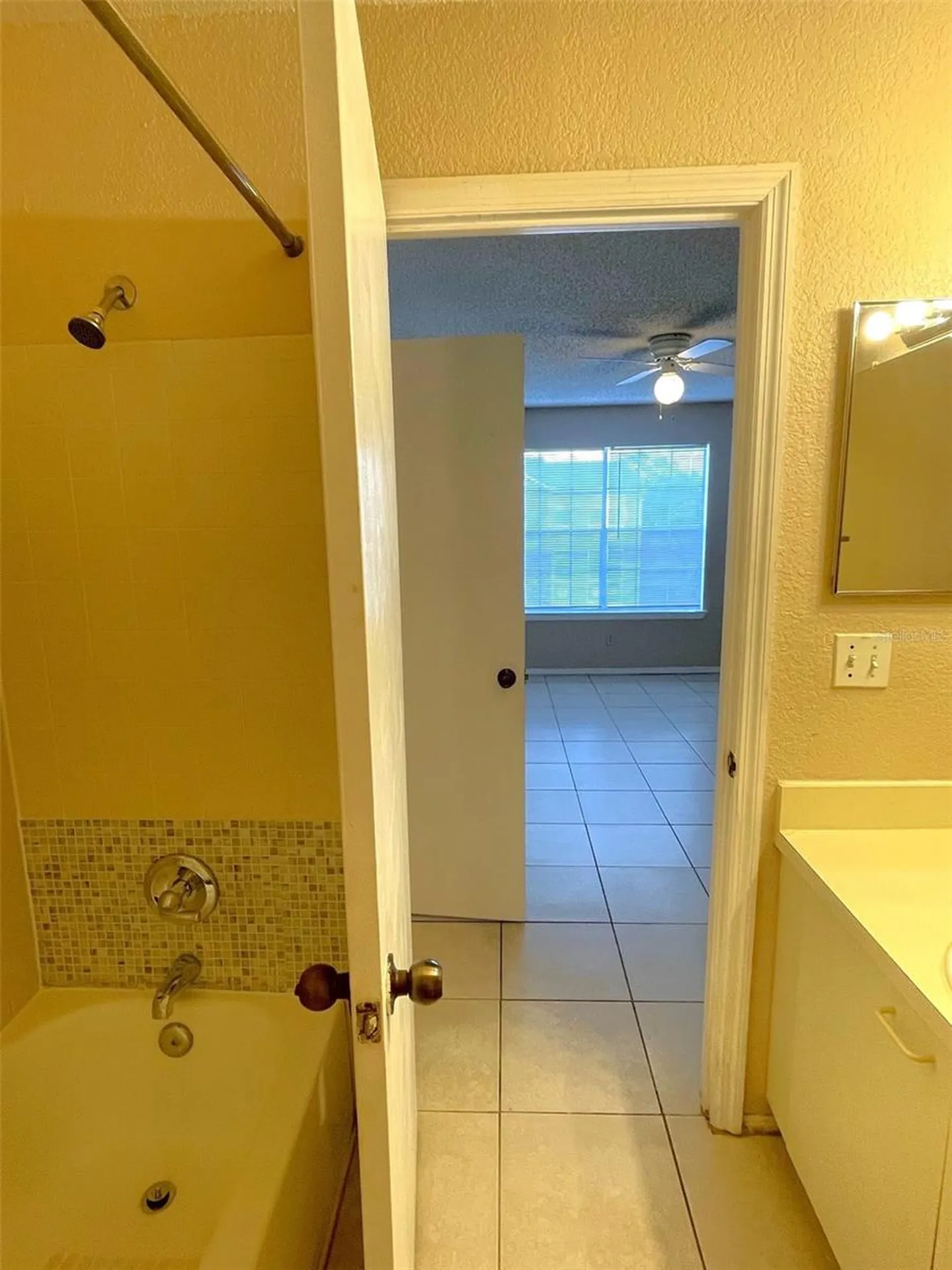 2550 N Alafaya Trail Orlando FL 32826