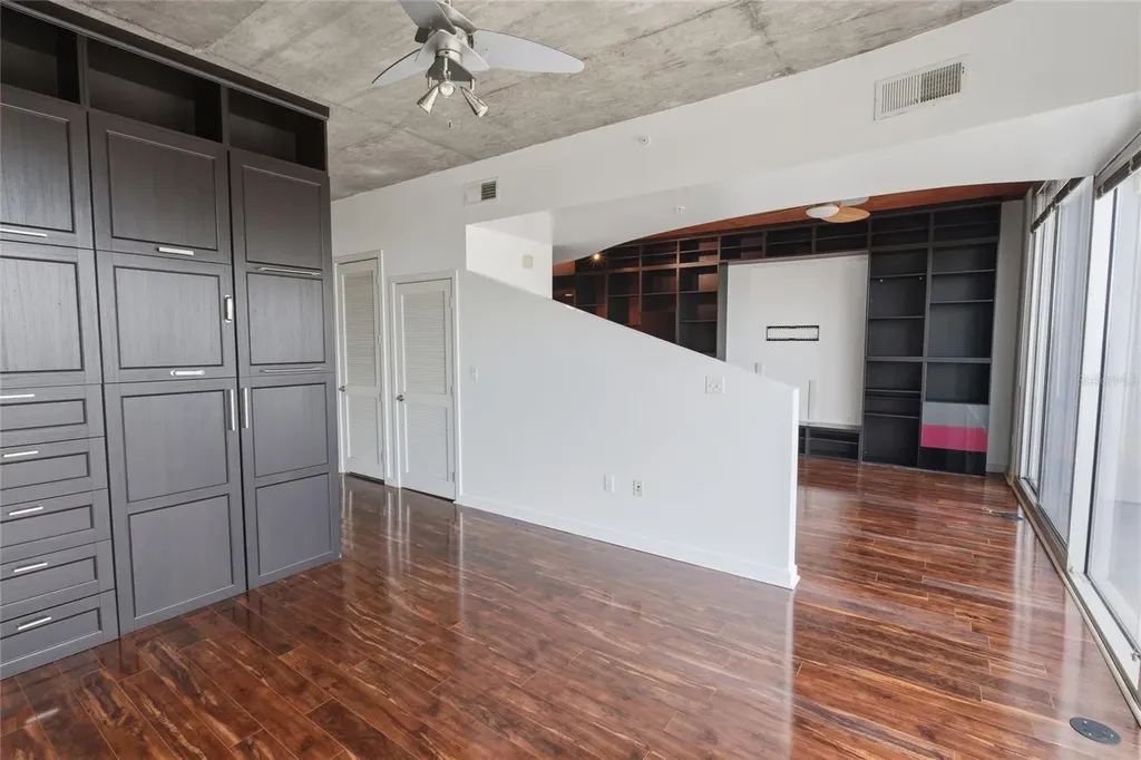 155 S Court Avenue Orlando FL 32801