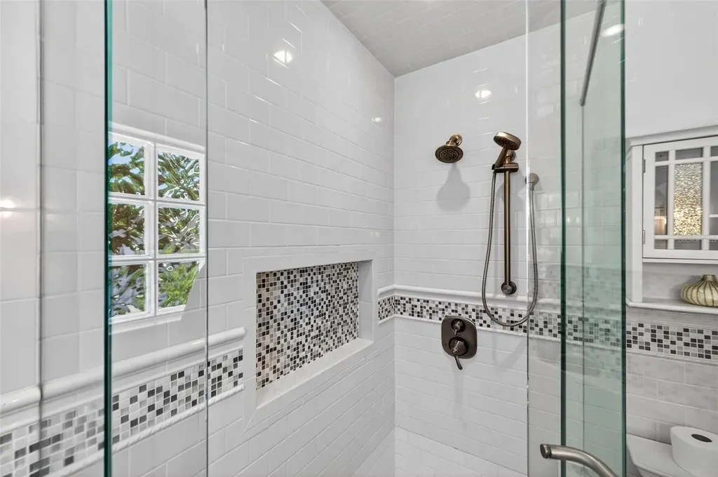 976 Narcissus Avenue Clearwater Beach FL 33767