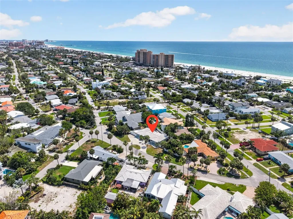 976 Narcissus Avenue Clearwater Beach FL 33767