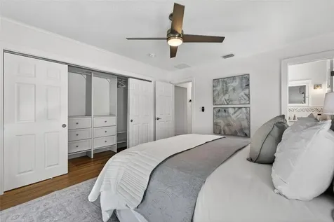 976 Narcissus Avenue Clearwater Beach FL 33767