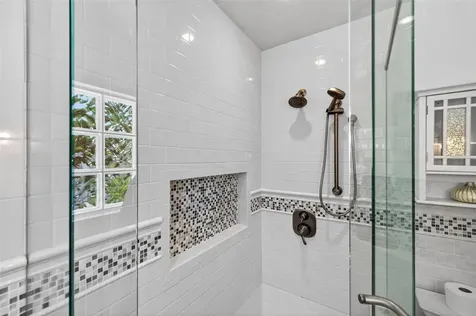976 Narcissus Avenue Clearwater Beach FL 33767