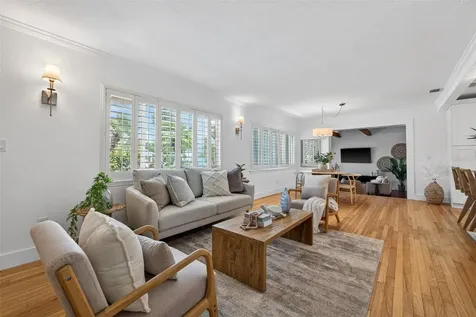 976 Narcissus Avenue Clearwater Beach FL 33767