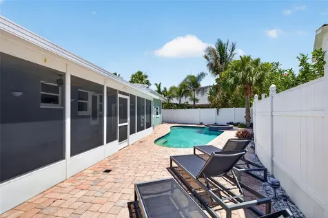 976 Narcissus Avenue Clearwater Beach FL 33767