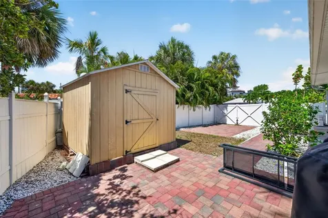 976 Narcissus Avenue Clearwater Beach FL 33767