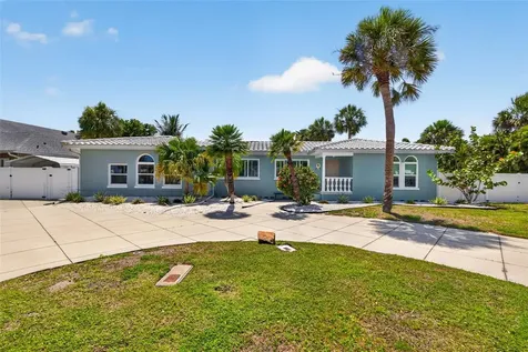 976 Narcissus Avenue Clearwater Beach FL 33767