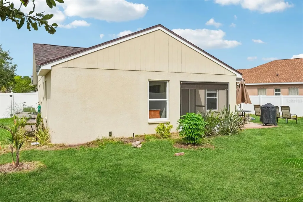 10649 Carloway Hills Drive Wimauma FL 33598